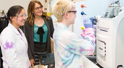Photo for news article: "Academic Webpages + Chemistry"