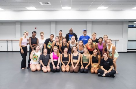 group photo of jazz dance class