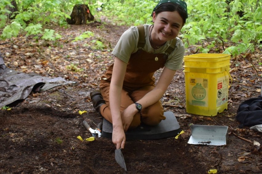 Photo for blog post "Salve Regina students discover Ice Age artifacts in northern Maine"